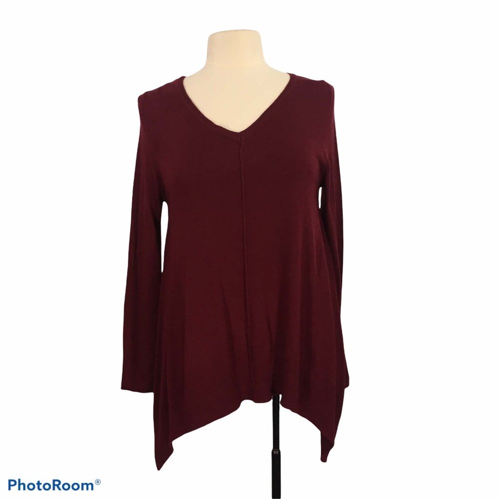 Olive + Oak Burgundy Red V Neck Asymmetrical Hem Sweater, lightweight, size M